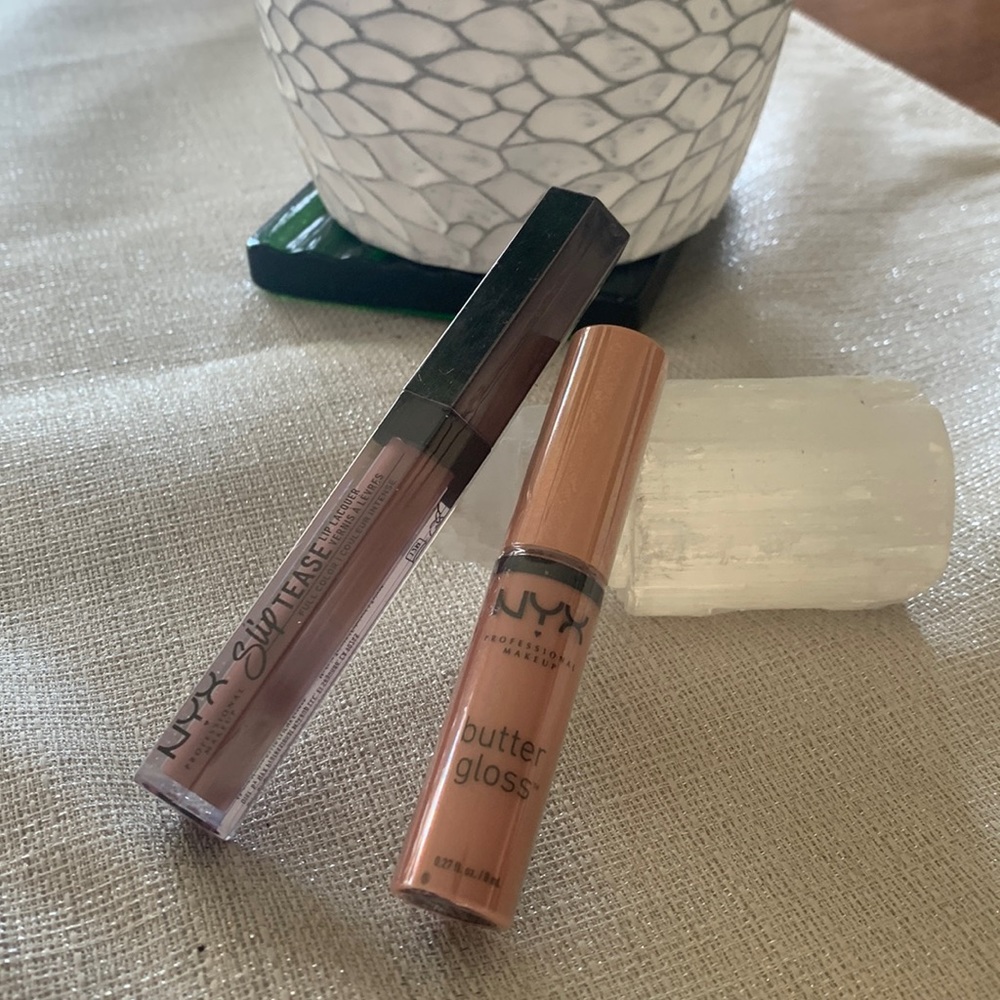 💋NYX Lip bundle💋Slip Tease Lacquer & Butter Gloss Fortune Cookie Full Size NEW